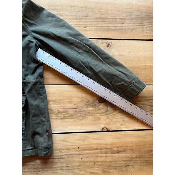 Levi's Women's Army Green Army/Field Jacket coat. Heavy. Lines. Pockets. XL - Picture 8 of 10